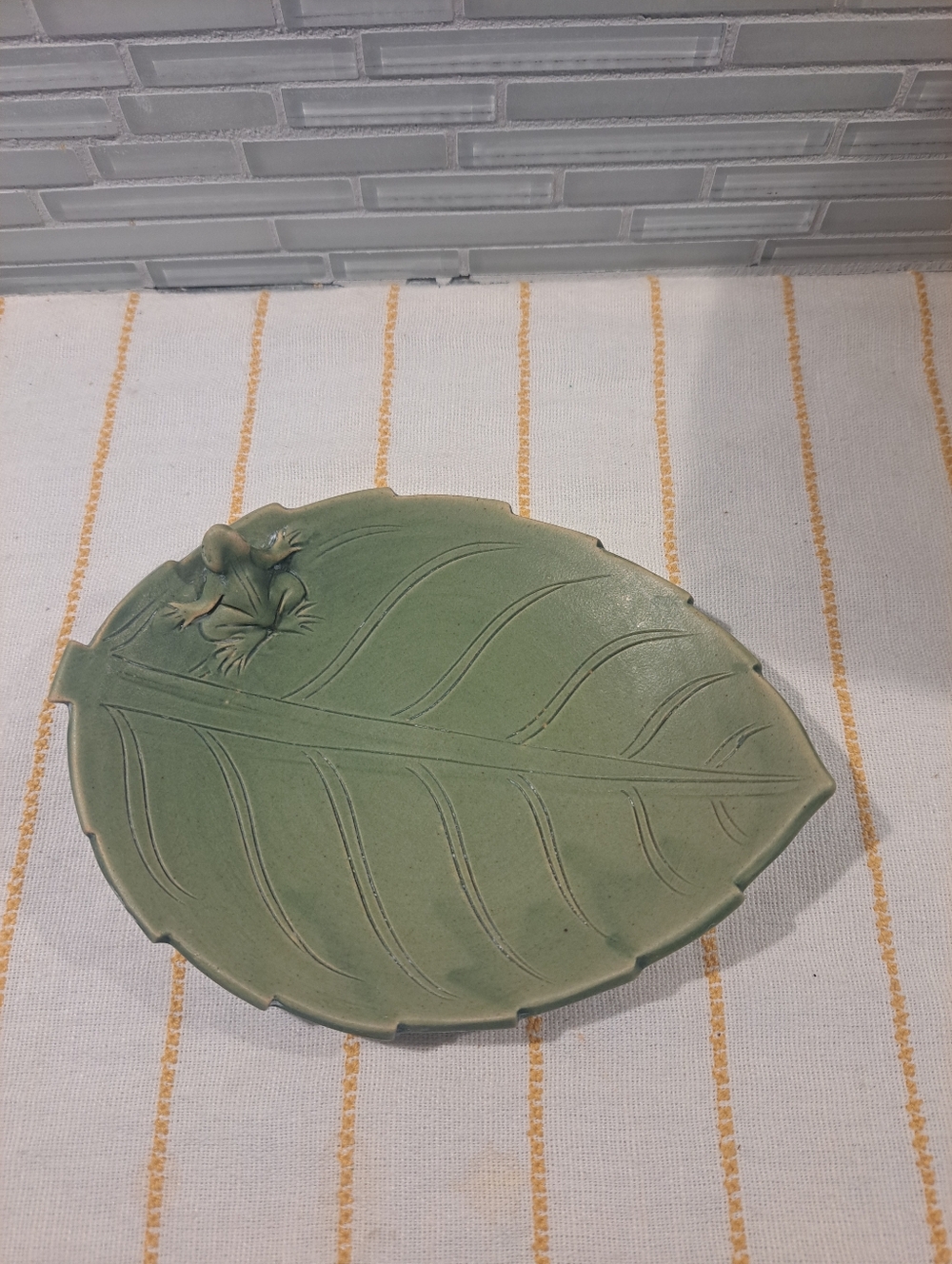 Pottery Frog Dish Green Glaze Trinket Soap Dish